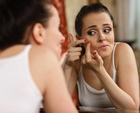 7 Top Ways To Brighten Skin Naturally