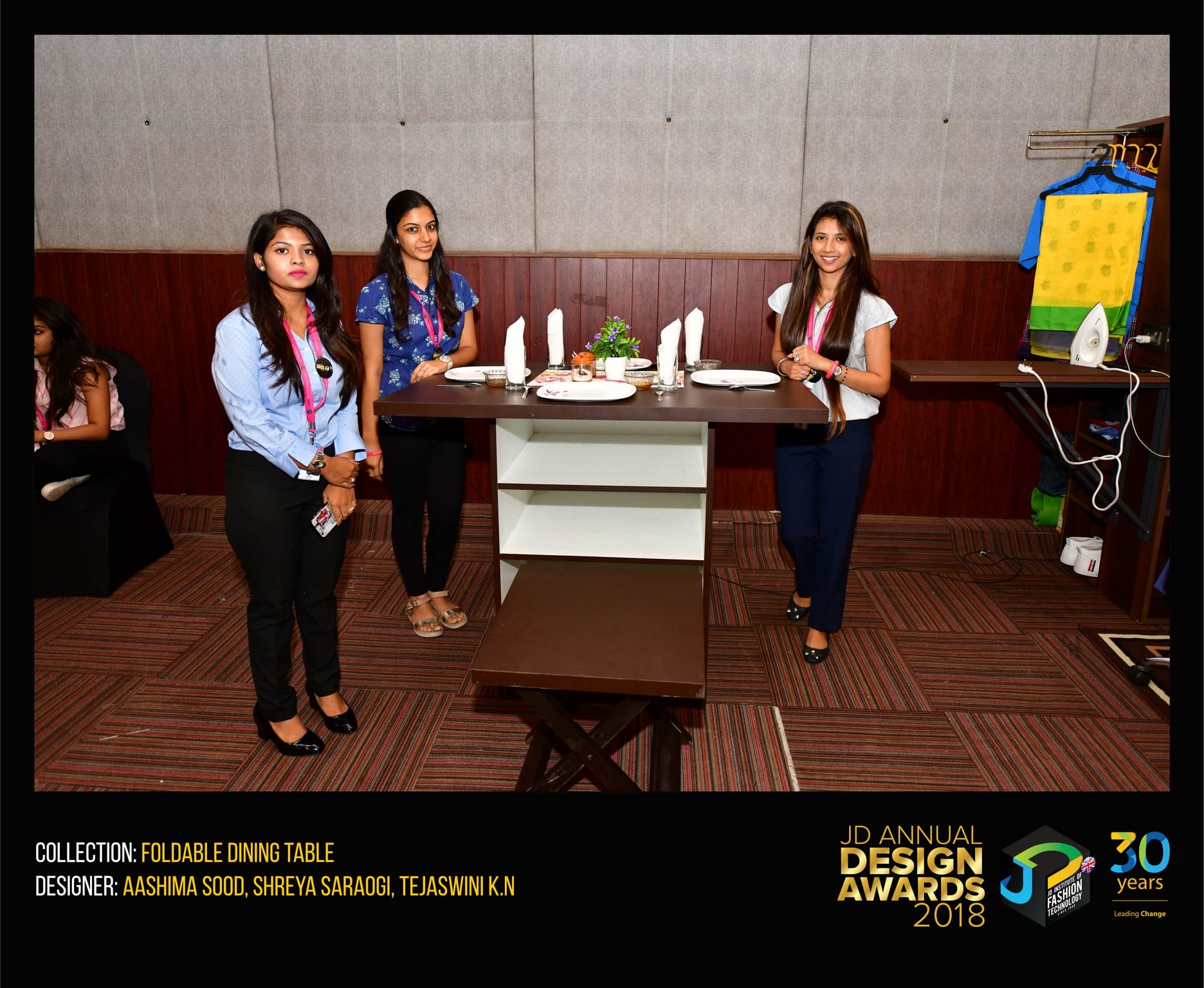 Foldable Dining Table – CHANGE – JD ANNUAL DESIGN AWARDS 2018 | Designer: Aashima Sood, Shreya Saraogi, Tejaswini K.N | Photography : Jerin Nath (@jerin_nath) foldable dining table - foldable dining table - Foldable Dining Table – CHANGE – JD Annual Design Awards 2018