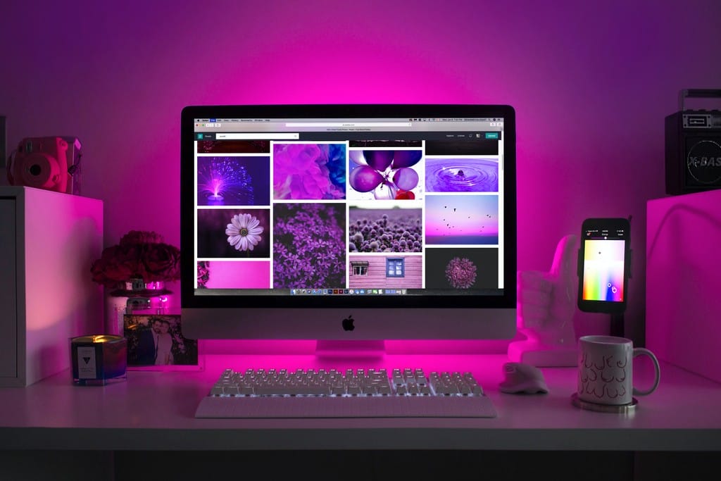 An A Z Guide About Colours in UI Design (5)